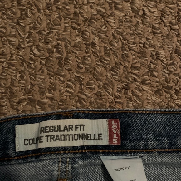 Levi jeans - Picture 2 of 3